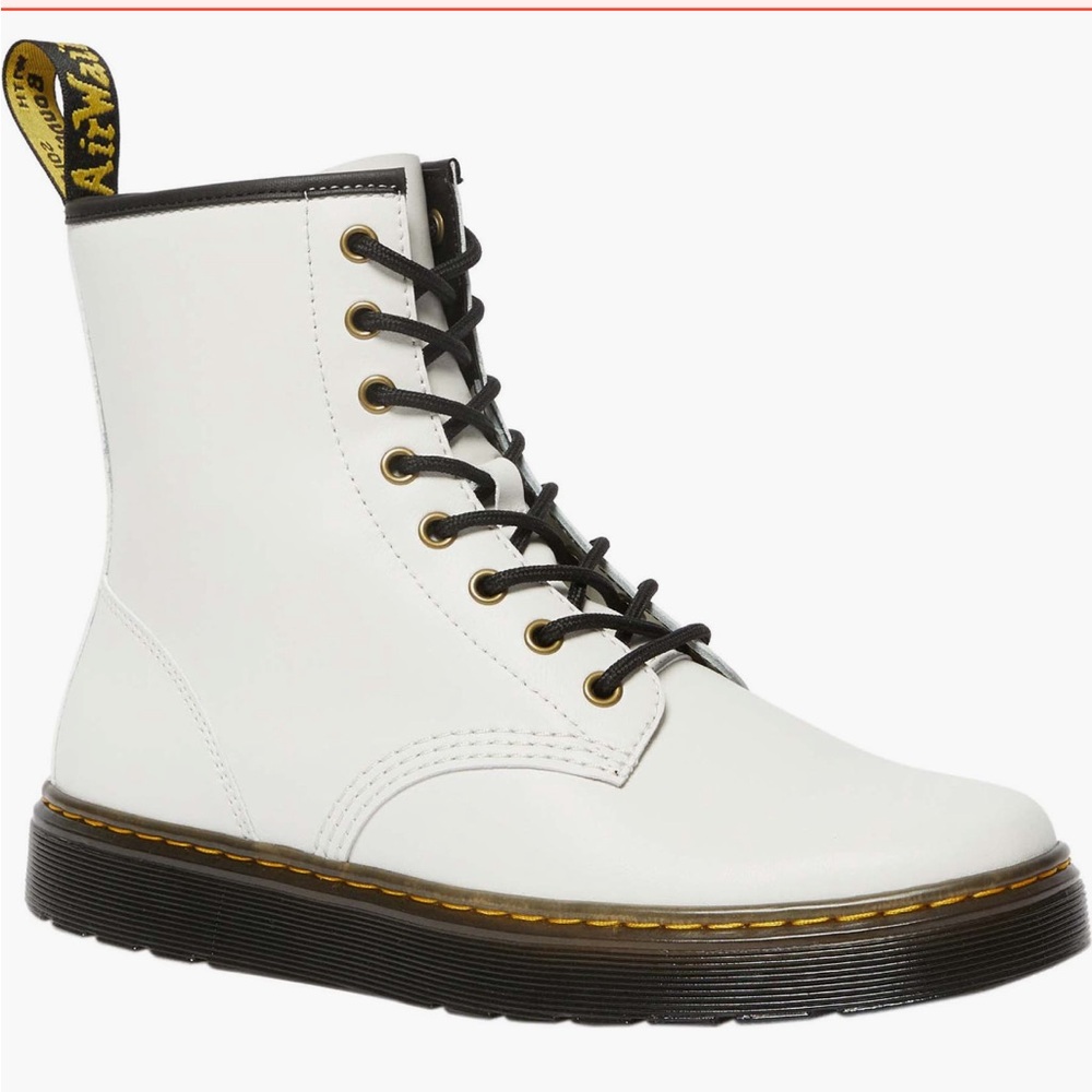 Dr. Martens Zavala 8 Eyelet Combat Boot
